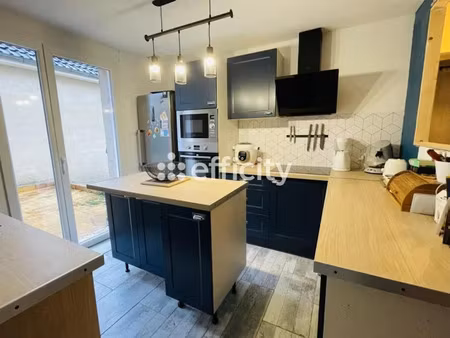 vente maison 5 pièces 92.5 m² à souvigné-sur-même (72400)  169 990 €