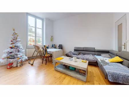 achat immeuble 177m² dole 39100
