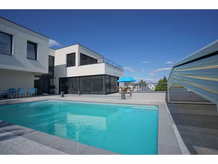 villa de plus de 300m²