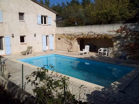 villa mitoyenne de plain pied