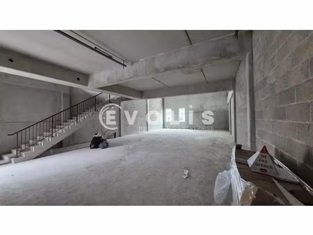 local d'activité neuf à louer