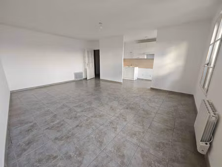 location appartement 3 pièces 80m² chartres 28000