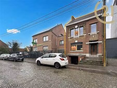 sous option élégante maison 4 façades