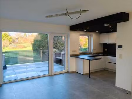 duplex 2 chambres très haut de gamme (charges réduites)