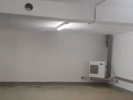 bien professionnel à louer à rhode-saint-genèse € 450 (lhyfd) - rodschinson investment gro