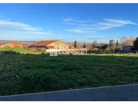 terrain constructible viabilisé à vendre