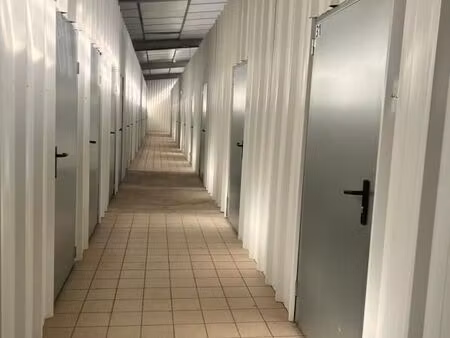 garage/box 8 m² gasville oiseme