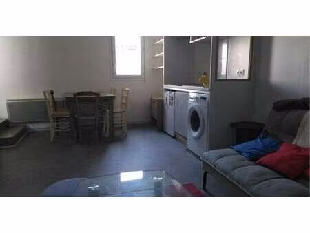 location appartement 2 pièces à bordeaux (33000) : à louer 2 pièces / 50m² bordeaux