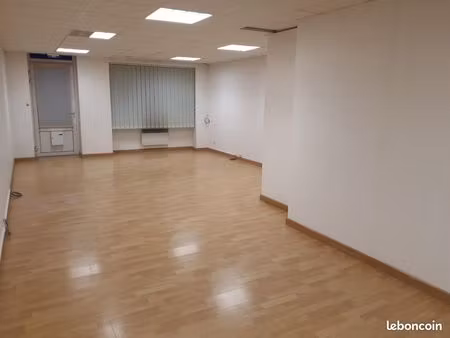 local commercial 59 m² ambérieu-en-bugey