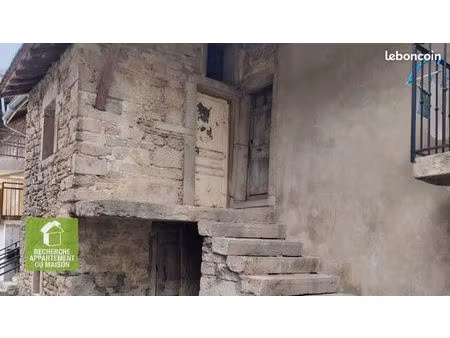 grange 2 pièces 50 m²