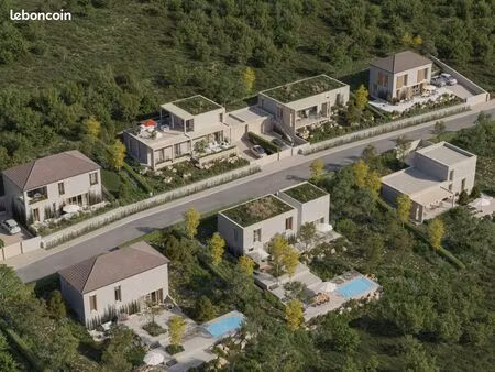 terrain 818 m² belley