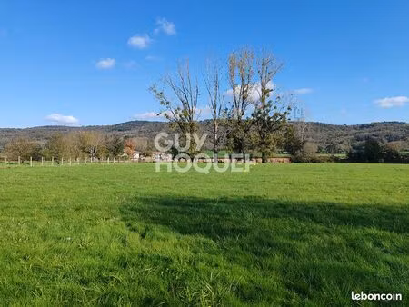 terrain 618 m² villereversure