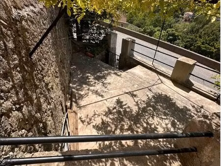 maison de ville 3 pièces de 75 m2 avec cour privative