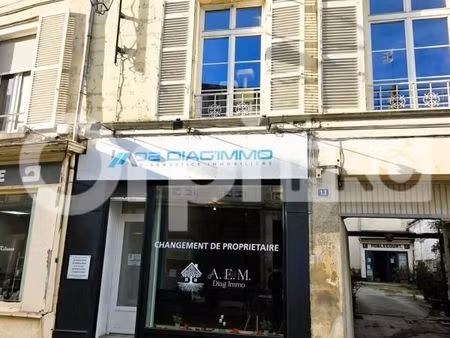 local commercial 28 m²