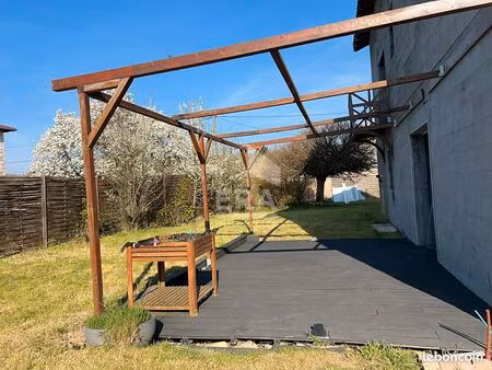 maison 5 pièces 184 m²