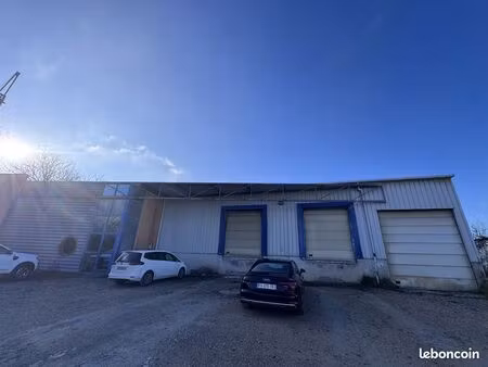 immeuble 600 m² argiésans