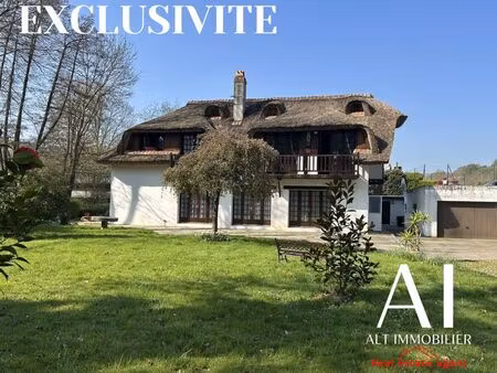 propriété 7 pièces 213 m²