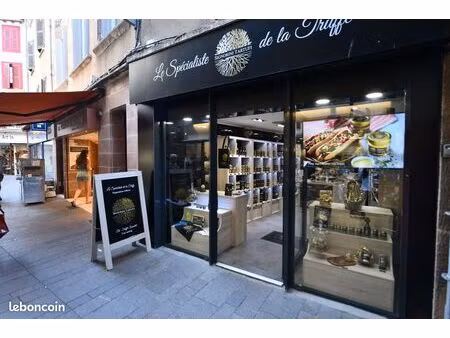 local commercial hyper/centre rodez