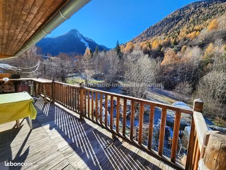 maison 7 pièces 131 m²