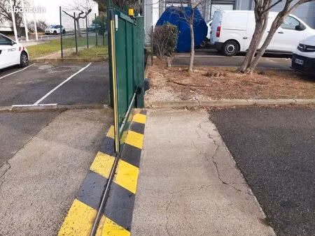 parking aéroport pas cher