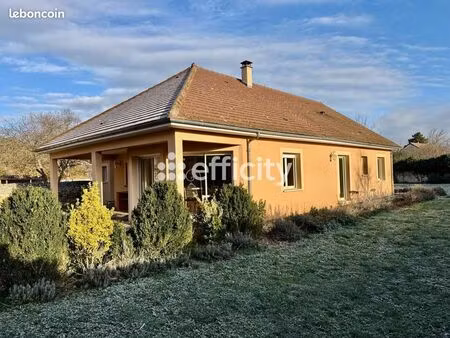 villa 6 pièces 142 m²