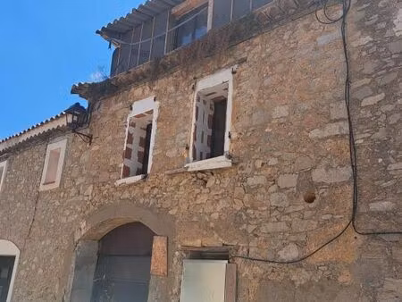 maison de village 3 pièces 85 m²