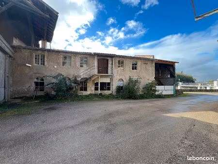 local commercial 1473 m² saint lizier