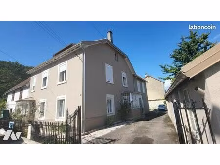 immeuble 210 m² herimoncourt