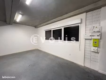 local d'activité 175 m²