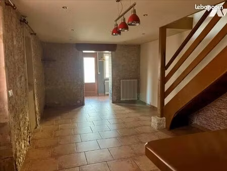 maison 3 pièces 74 m²