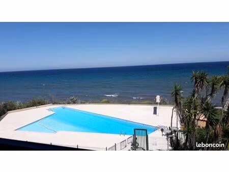 studio pied dans l eau