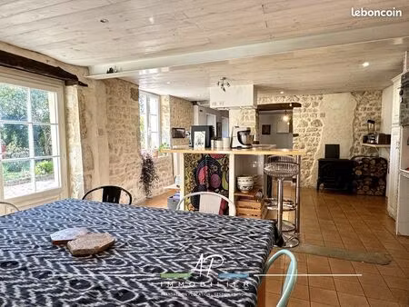 propriété 6 pièces 156 m²