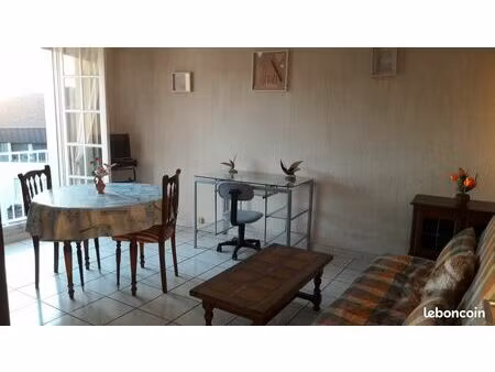 joli meublé 30m2 plein centre