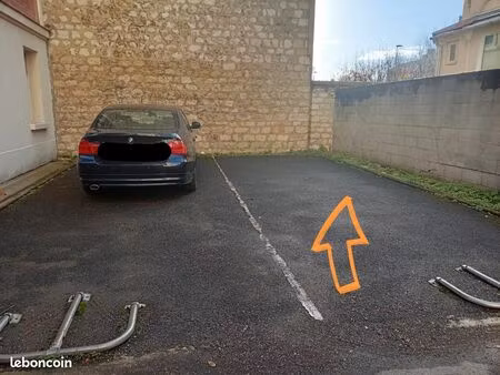 parking à louer gare bois-colombes