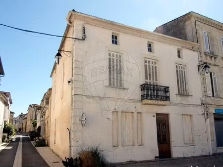 maison 8 pièces 190 m²