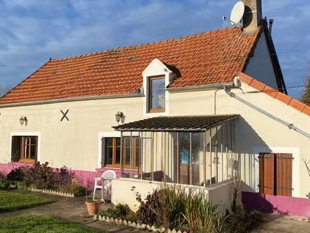 exclusif  chalivoy-milon proche dun sur auron  maison avec garage  dépendance  et jardin