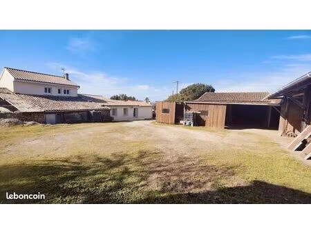 maison 6 pièces 139000 m²