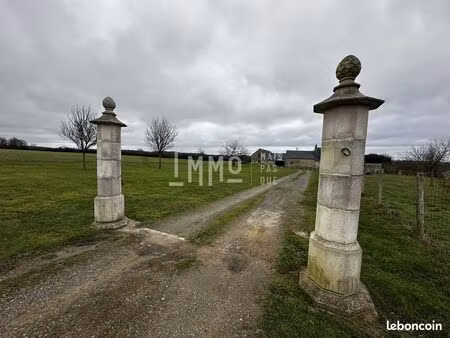 maison 6 pièces 136 m²