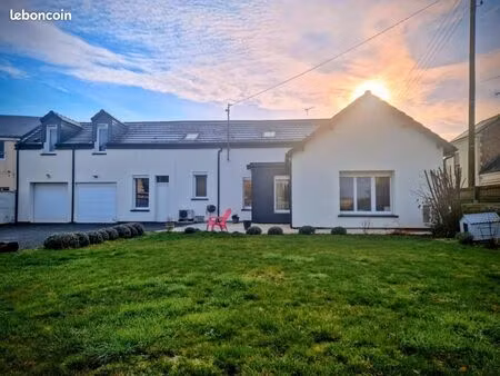 maison 7 pièces 136 m²