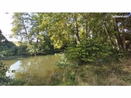 terrain 2095 m² boussay