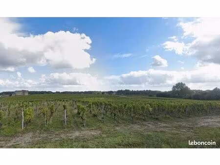 terrain 1 672 m² fargues