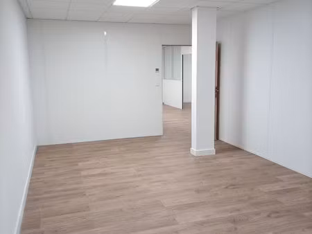 local bureaux pmr zone franche