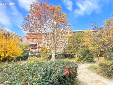 appartement traversant f3 de 66 m2 avec terrasse - viager libre possible