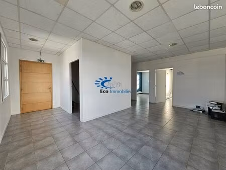 bureaux 60 m² saint vivien