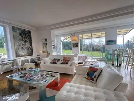 villa 29 pièces 610 m²