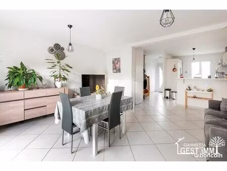 maison 5 pièces 80 m²