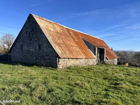 grange 2 pièces 168 m²