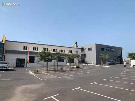 local professionnel la garde 176m²