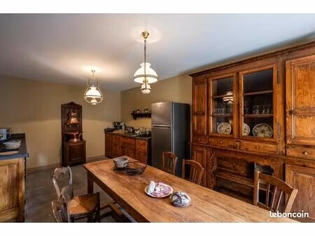 propriété 102 m² andelat