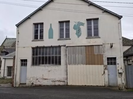 maison 1 pièce 150 m²